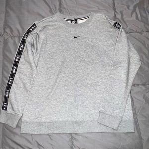 Nike sweatshirt